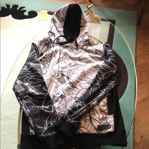 Jordan’s all over Entree Lifestyle Hoodie